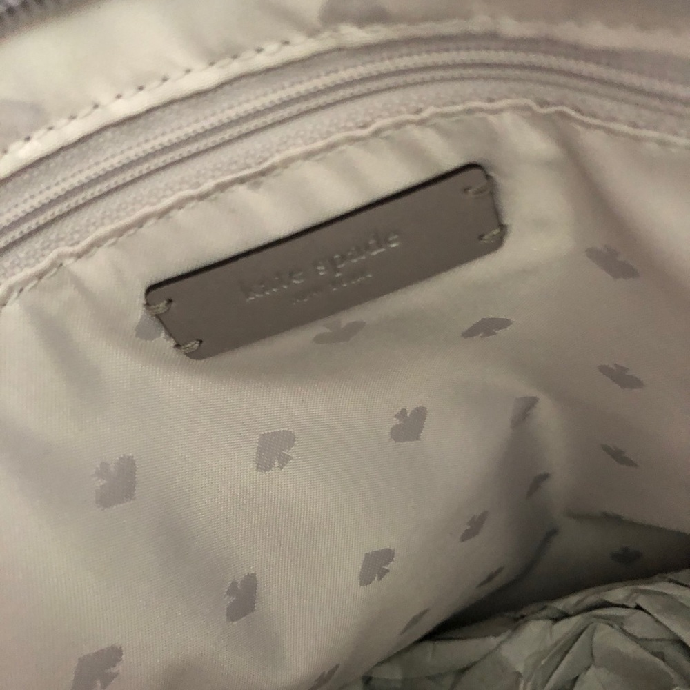 Kate Spade Kerri Medium Tote NWT in Soft Taupe - Picture 8 of 8